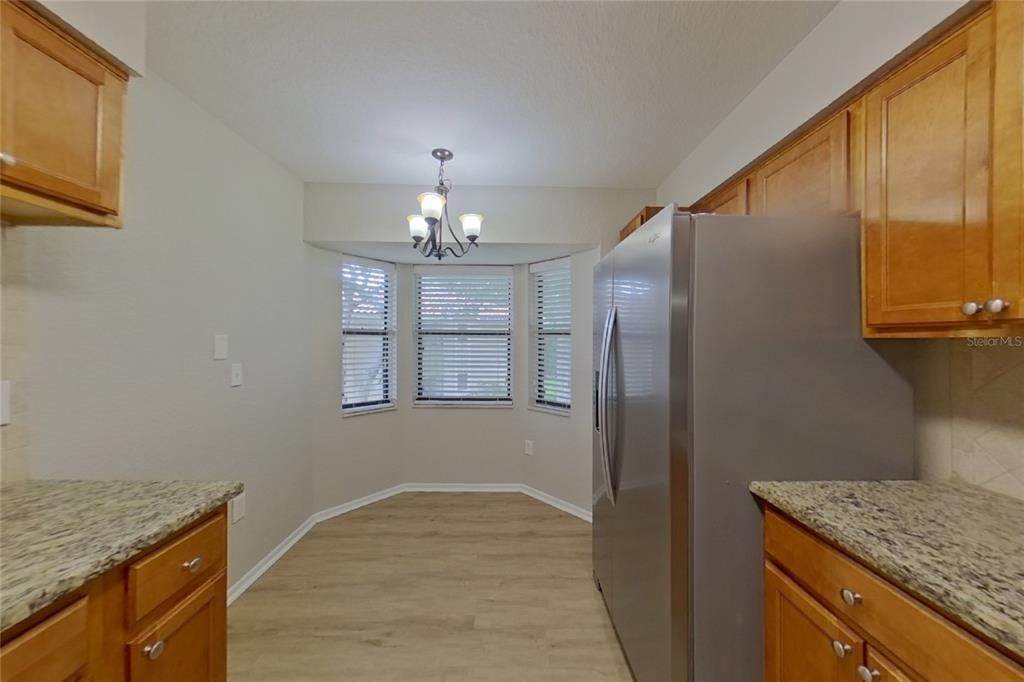 For Rent: $2,399 (3 beds, 2 baths, 1212 Square Feet)