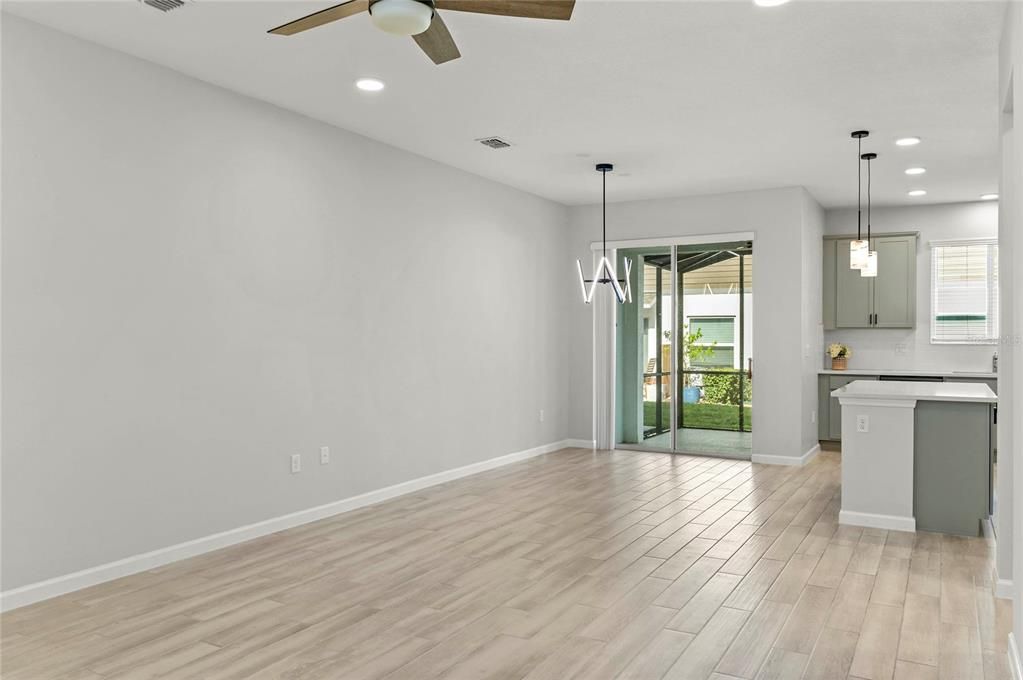 For Sale: $425,000 (3 beds, 2 baths, 1666 Square Feet)
