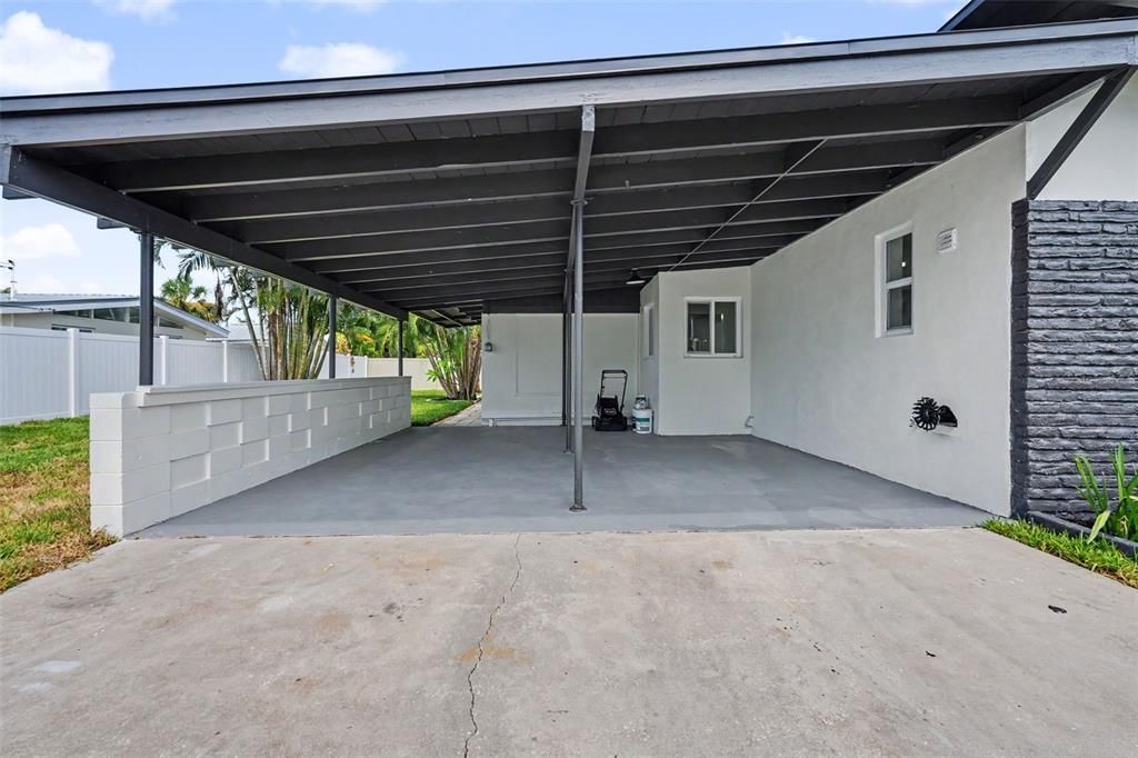 For Sale: $640,000 (3 beds, 2 baths, 1876 Square Feet)