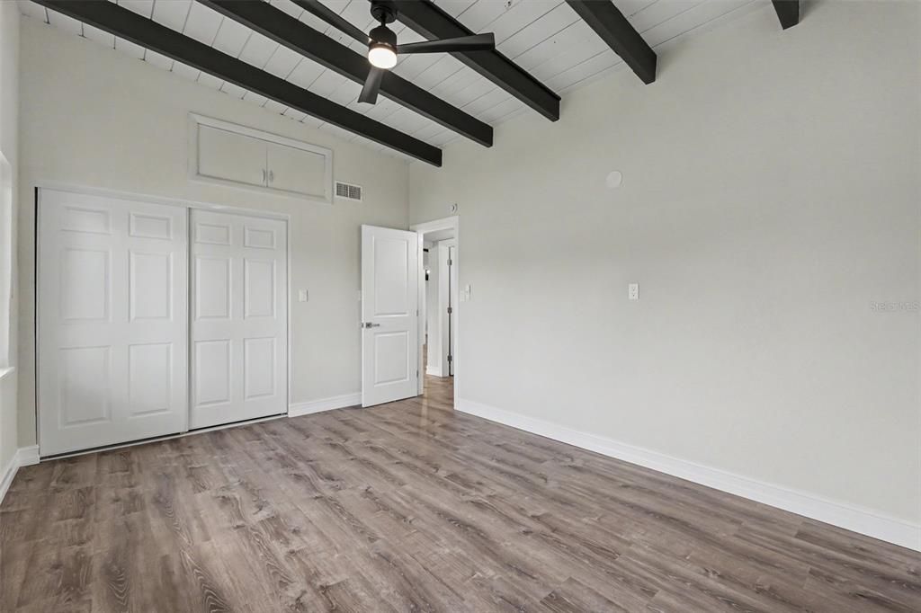 For Sale: $640,000 (3 beds, 2 baths, 1876 Square Feet)