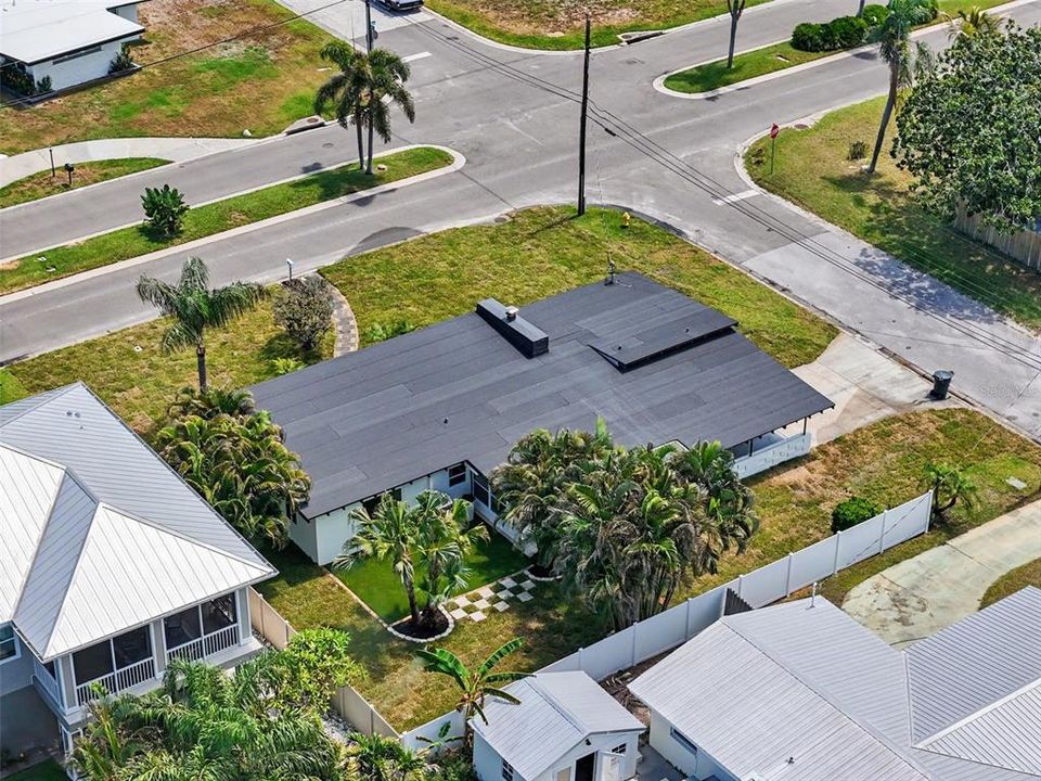 For Sale: $640,000 (3 beds, 2 baths, 1876 Square Feet)