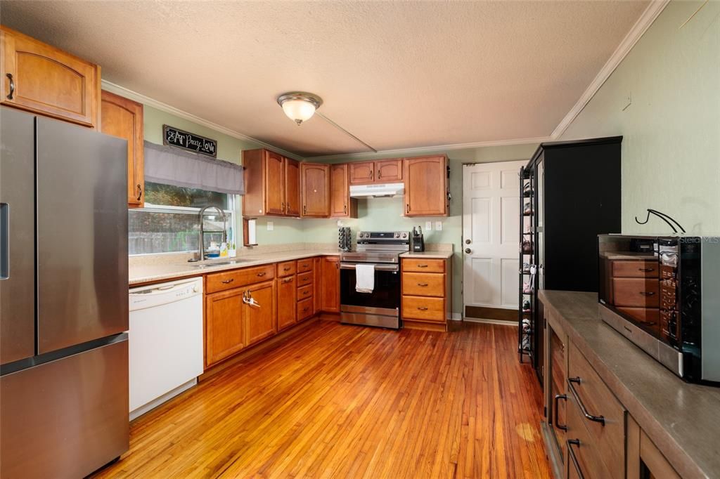 En Venta: $324,900 (2 camas, 1 baños, 936 Pies cuadrados)