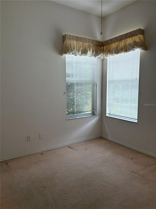 For Sale: $379,000 (3 beds, 2 baths, 1888 Square Feet)