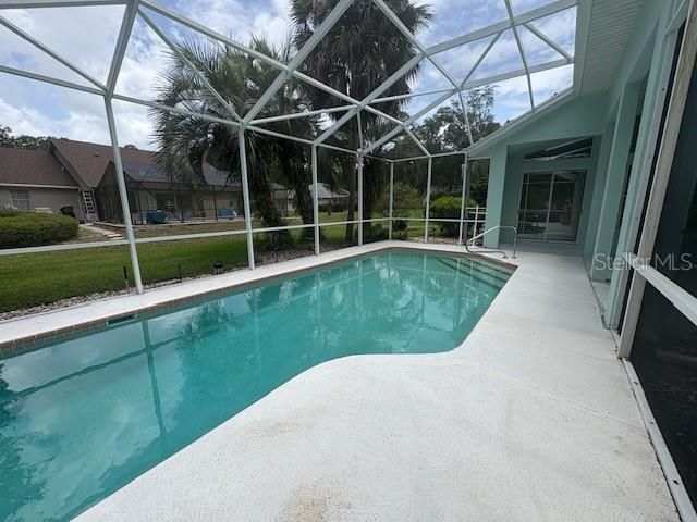 For Sale: $379,000 (3 beds, 2 baths, 1888 Square Feet)