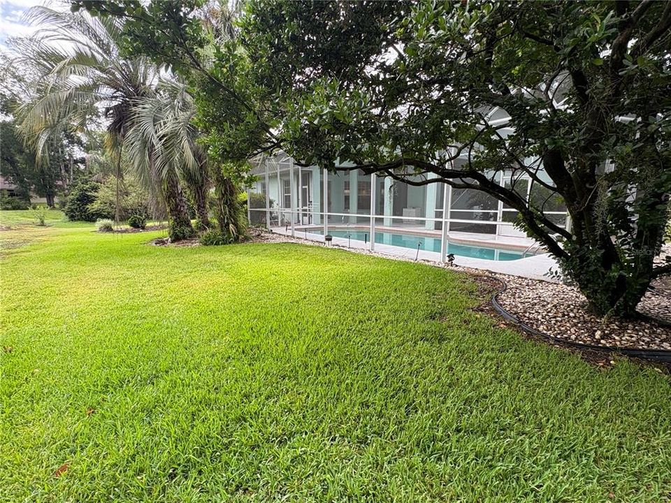 For Sale: $379,000 (3 beds, 2 baths, 1888 Square Feet)
