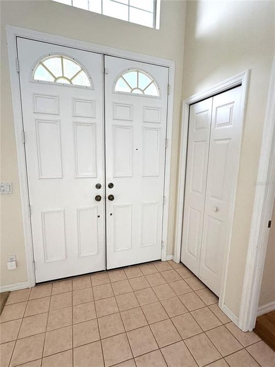 For Sale: $379,000 (3 beds, 2 baths, 1888 Square Feet)