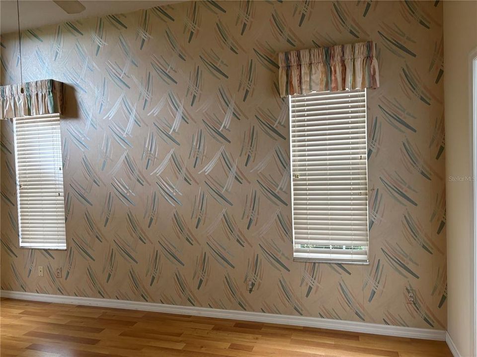 For Sale: $379,000 (3 beds, 2 baths, 1888 Square Feet)