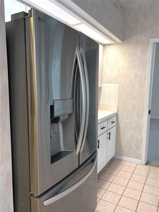 For Sale: $379,000 (3 beds, 2 baths, 1888 Square Feet)