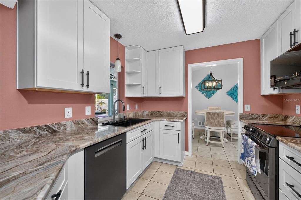 En Venta: $425,000 (3 camas, 2 baños, 1826 Pies cuadrados)