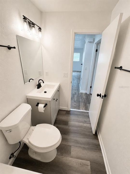 For Rent: $1,199 (2 beds, 1 baths, 1028 Square Feet)