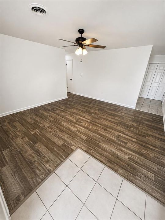 For Rent: $1,199 (2 beds, 1 baths, 1028 Square Feet)