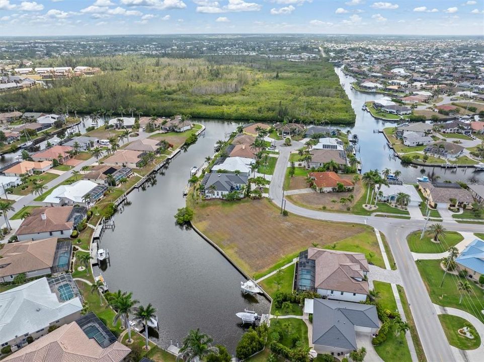 For Sale: $435,000 (0.27 acres)