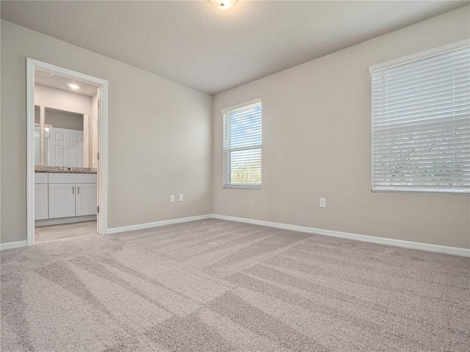 В аренду: $1,995 (3 спален, 2 ванн, 1485 Квадратных фут)