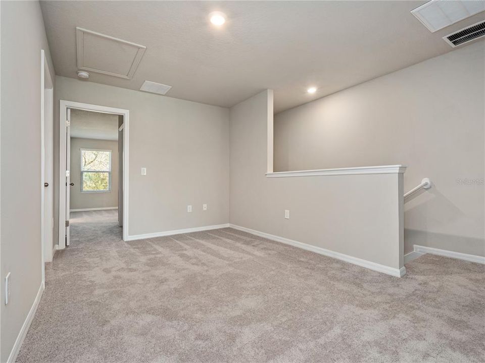 В аренду: $1,995 (3 спален, 2 ванн, 1485 Квадратных фут)