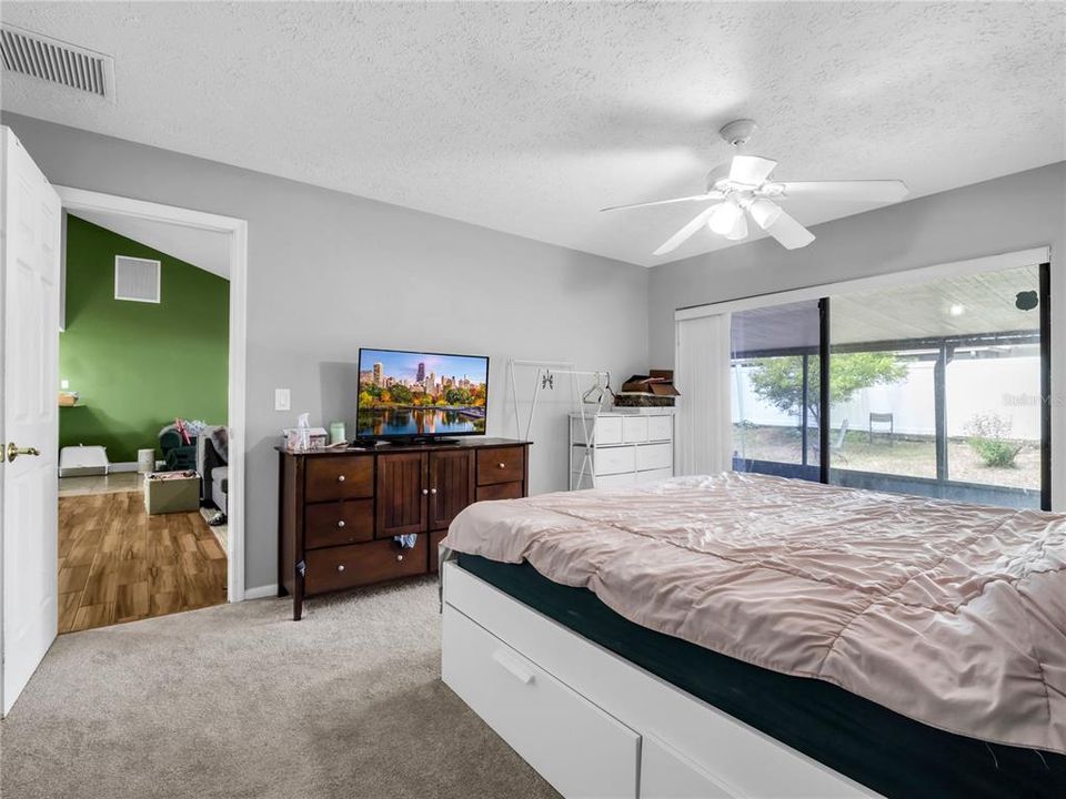 For Sale: $425,000 (3 beds, 2 baths, 1509 Square Feet)