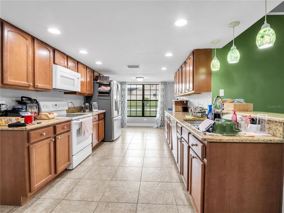 For Sale: $425,000 (3 beds, 2 baths, 1509 Square Feet)