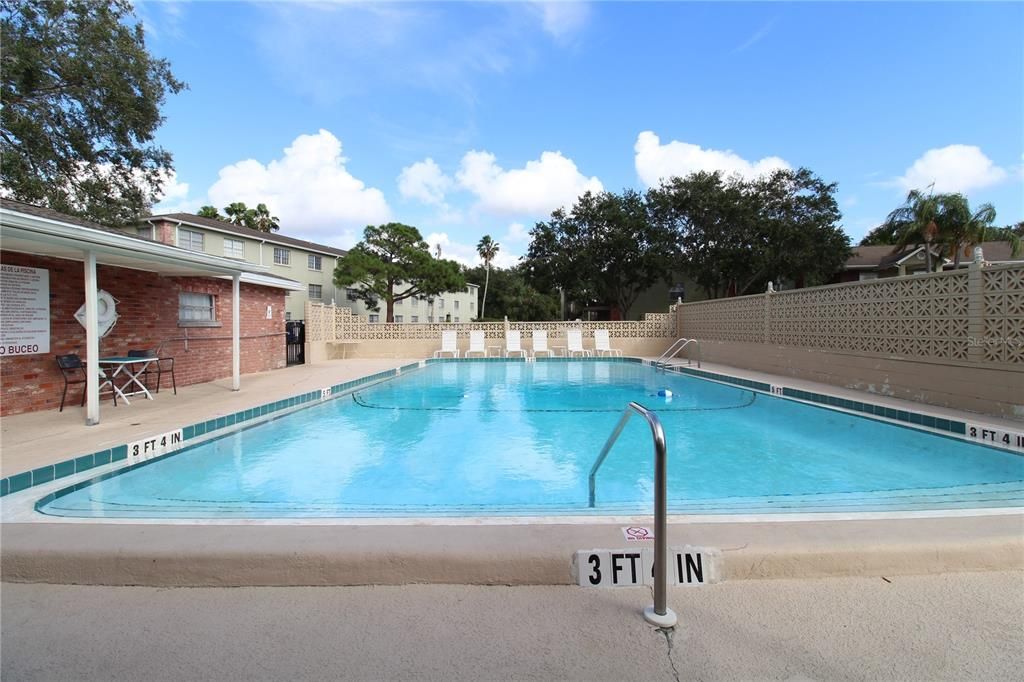 For Rent: $1,650 (2 beds, 1 baths, 1019 Square Feet)