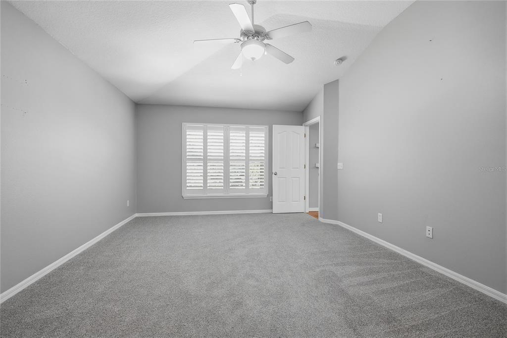 For Sale: $459,900 (3 beds, 2 baths, 2041 Square Feet)