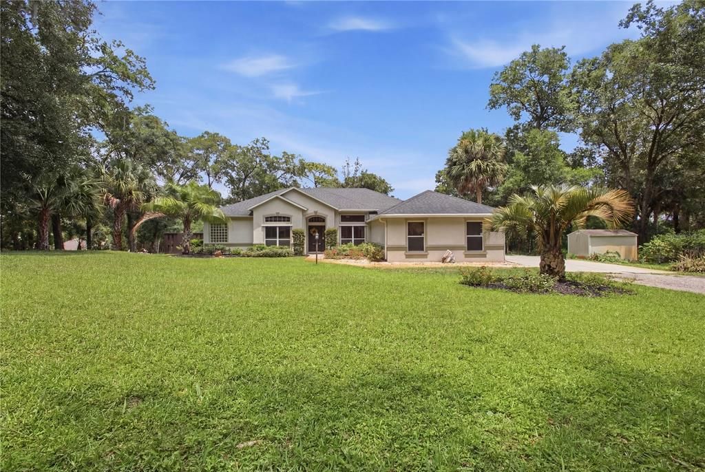 For Sale: $459,900 (3 beds, 2 baths, 2041 Square Feet)