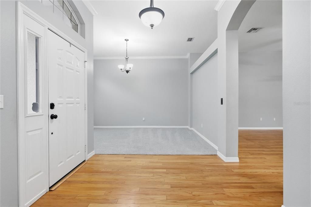 For Sale: $459,900 (3 beds, 2 baths, 2041 Square Feet)