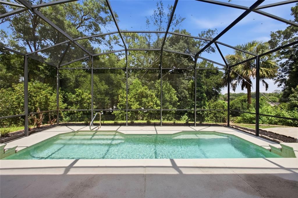 For Sale: $459,900 (3 beds, 2 baths, 2041 Square Feet)