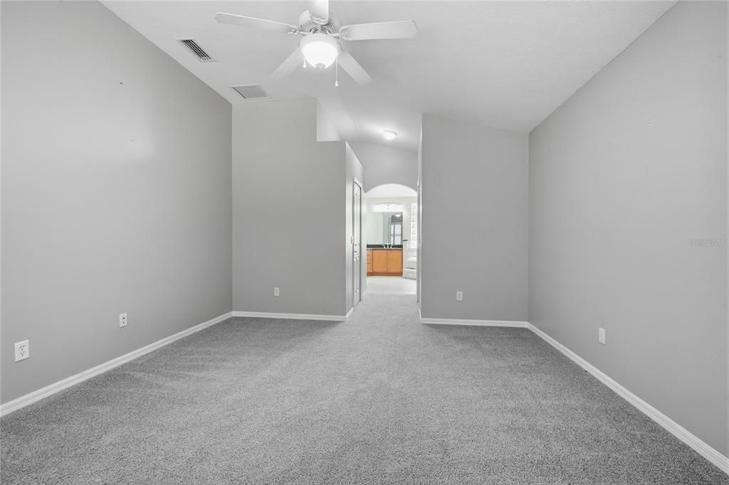 For Sale: $459,900 (3 beds, 2 baths, 2041 Square Feet)