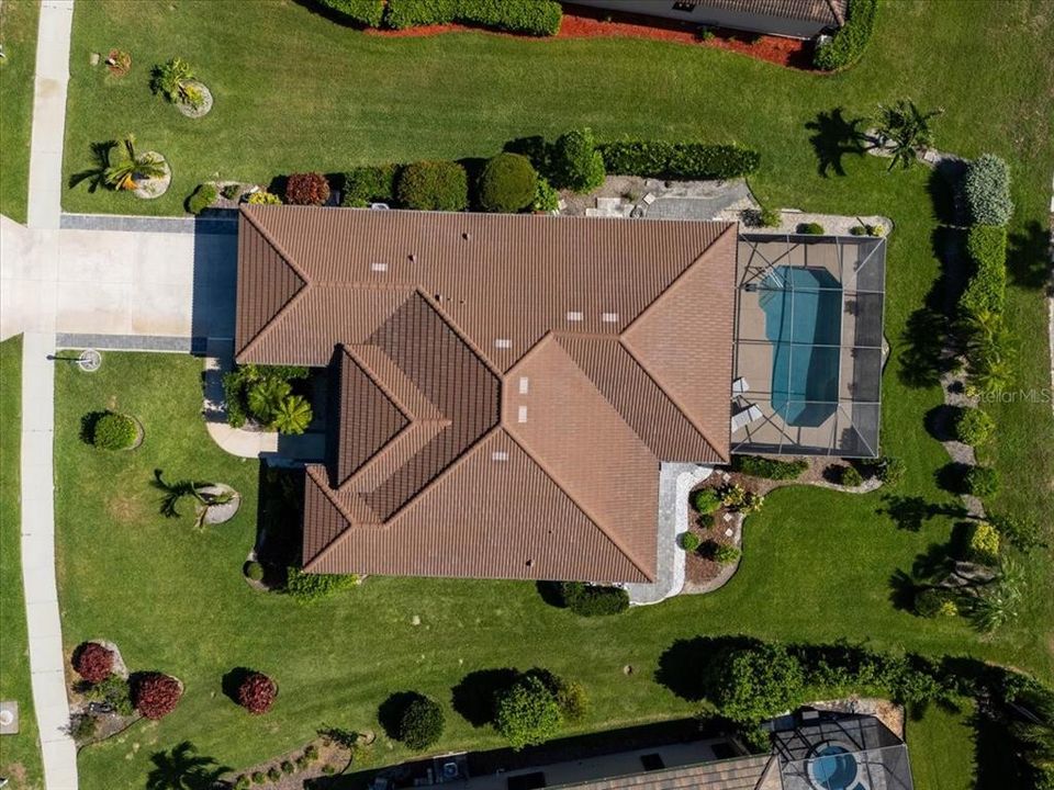 На продажу: $550,000 (3 спален, 2 ванн, 2052 Квадратных фут)