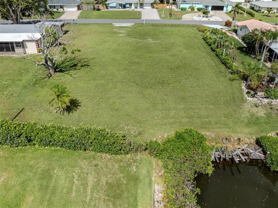 En Venta: $600,000 (0.34 acres)