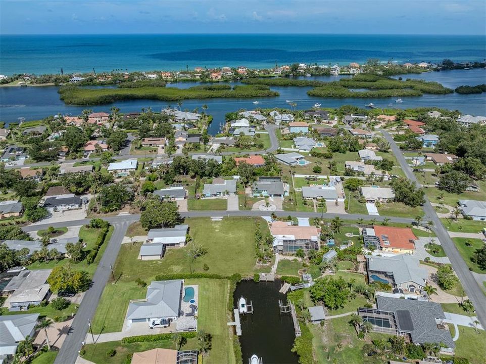 En Venta: $600,000 (0.34 acres)