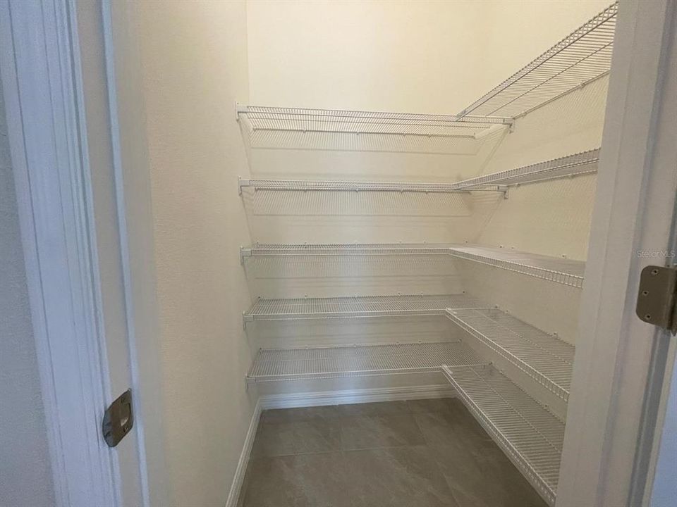 В аренду: $2,150 (3 спален, 2 ванн, 1673 Квадратных фут)