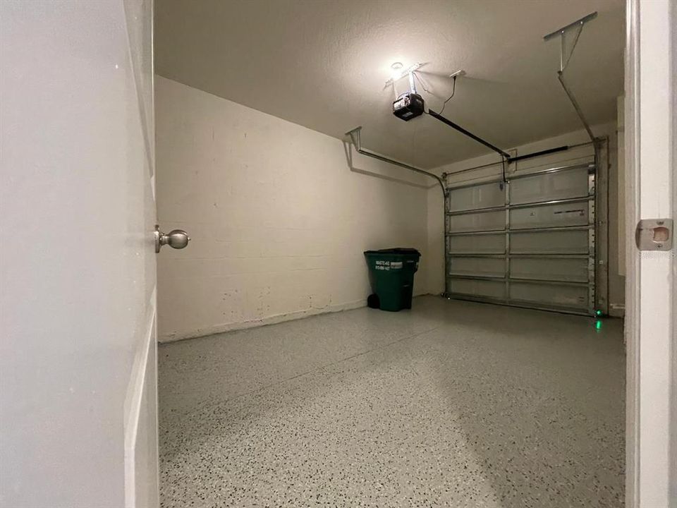 В аренду: $2,150 (3 спален, 2 ванн, 1673 Квадратных фут)