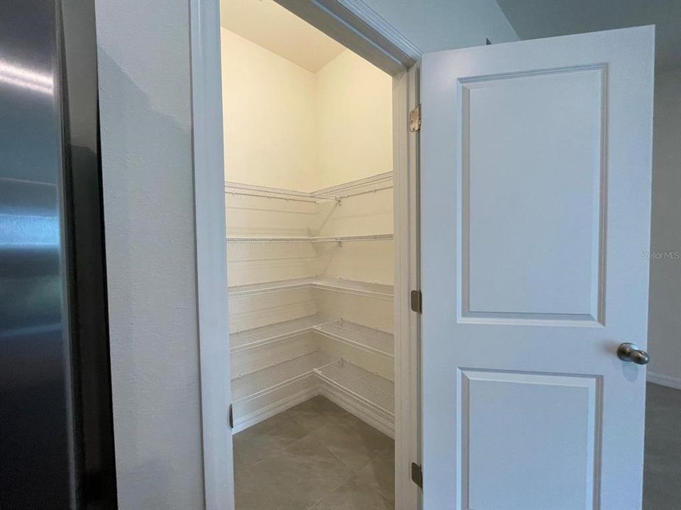 В аренду: $2,150 (3 спален, 2 ванн, 1673 Квадратных фут)