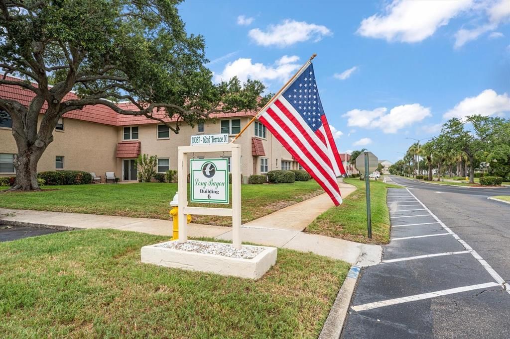 For Sale: $118,900 (2 beds, 2 baths, 1185 Square Feet)