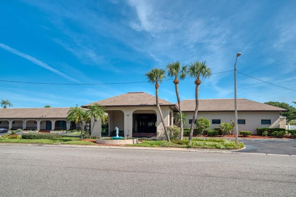 For Sale: $118,900 (2 beds, 2 baths, 1185 Square Feet)
