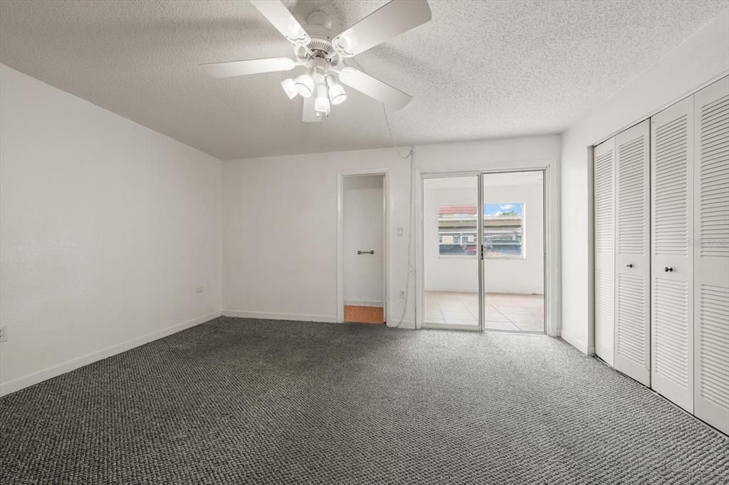 For Sale: $118,900 (2 beds, 2 baths, 1185 Square Feet)