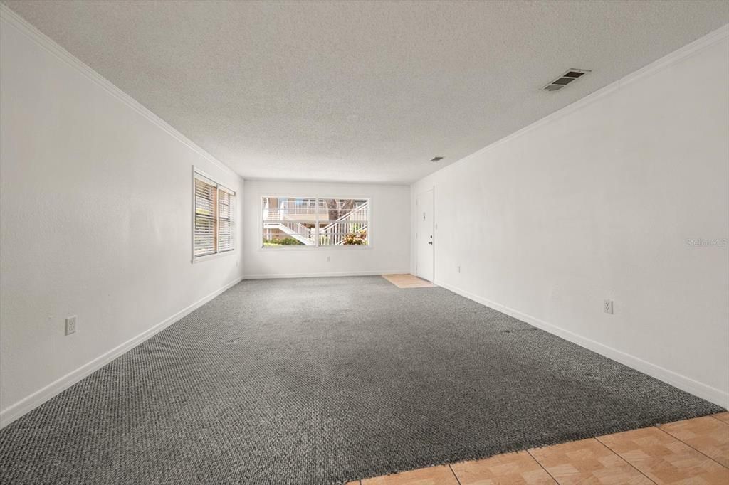 For Sale: $118,900 (2 beds, 2 baths, 1185 Square Feet)