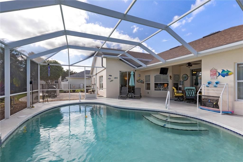 For Sale: $439,500 (3 beds, 2 baths, 2178 Square Feet)