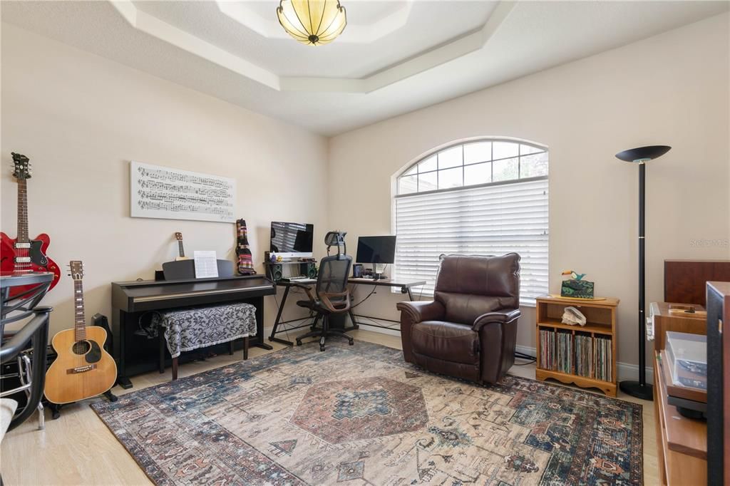 For Sale: $439,500 (3 beds, 2 baths, 2178 Square Feet)