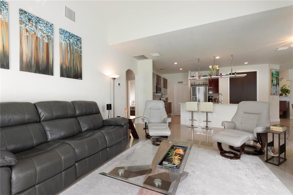 For Sale: $439,500 (3 beds, 2 baths, 2178 Square Feet)