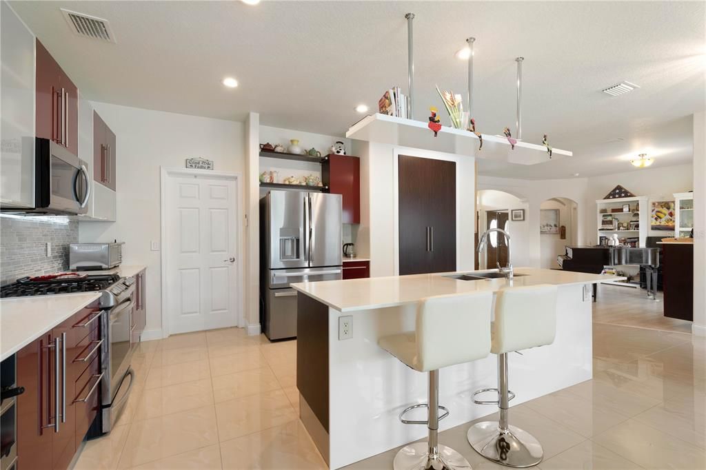 For Sale: $439,500 (3 beds, 2 baths, 2178 Square Feet)
