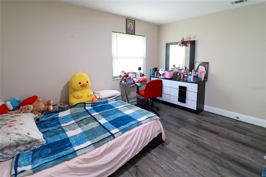 На продажу: $475,000 (4 спален, 2 ванн, 1794 Квадратных фут)