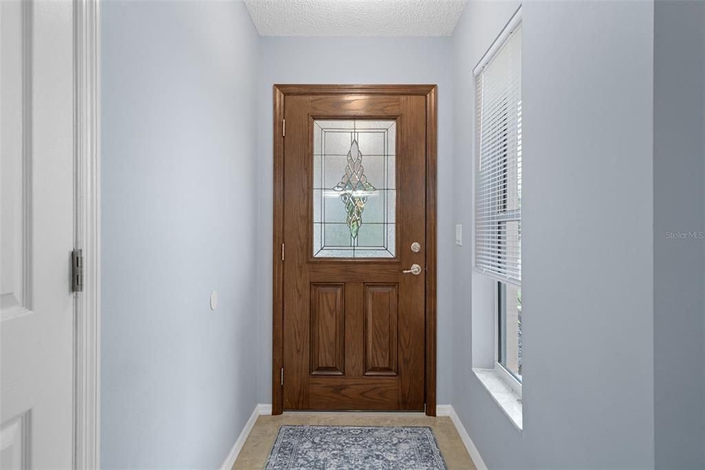 For Sale: $334,900 (2 beds, 2 baths, 1326 Square Feet)