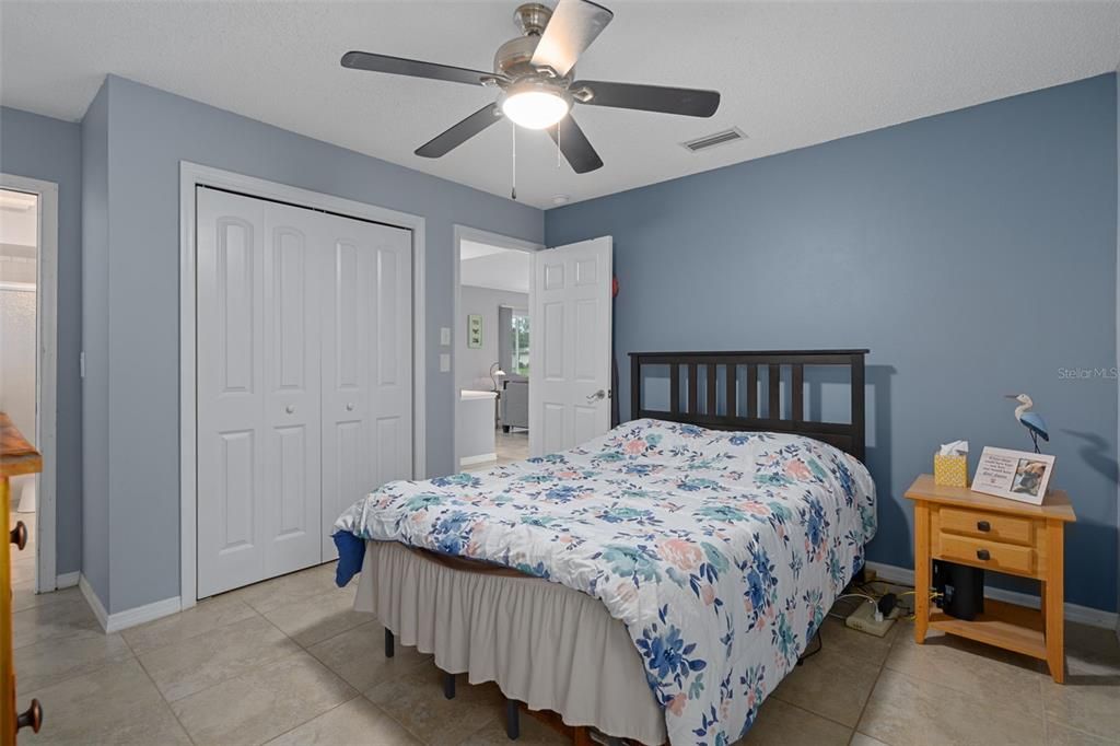 For Sale: $334,900 (2 beds, 2 baths, 1326 Square Feet)