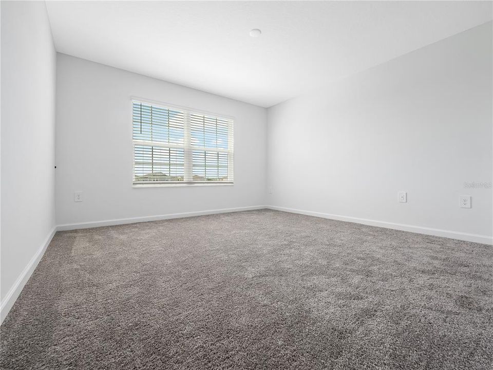 В аренду: $2,400 (4 спален, 2 ванн, 2000 Квадратных фут)