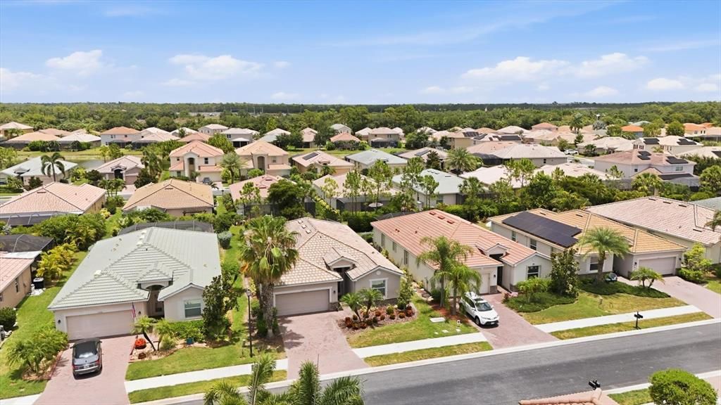 For Sale: $459,000 (4 beds, 3 baths, 2025 Square Feet)