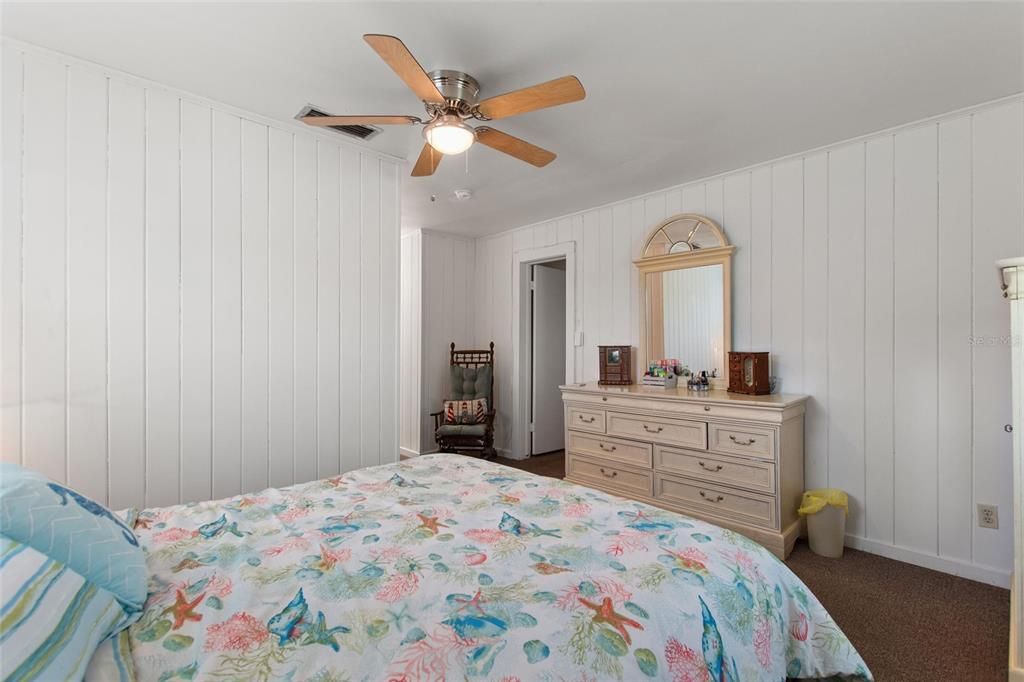 For Sale: $334,600 (3 beds, 2 baths, 1788 Square Feet)