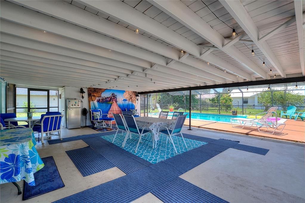 For Sale: $334,600 (3 beds, 2 baths, 1788 Square Feet)