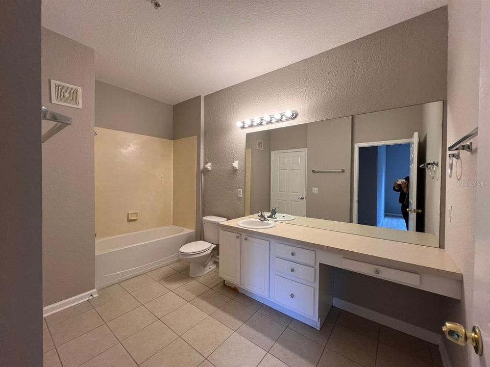 В аренду: $1,850 (3 спален, 2 ванн, 1447 Квадратных фут)