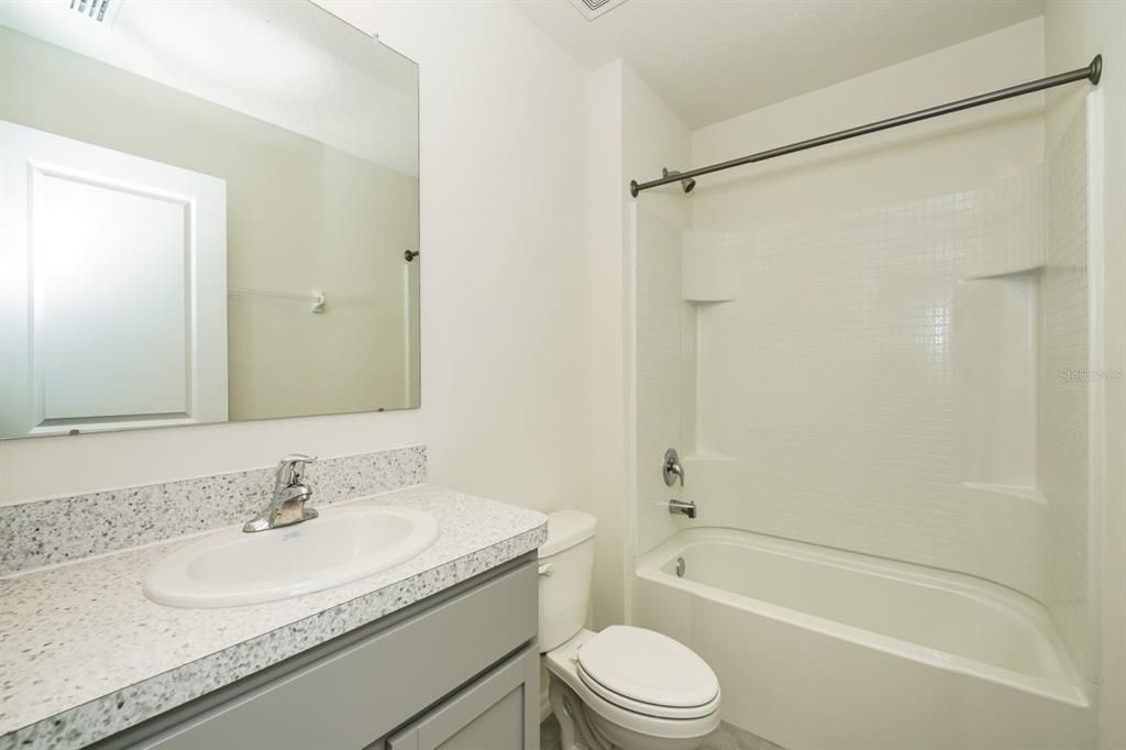 For Rent: $2,875 (4 beds, 3 baths, 2842 Square Feet)