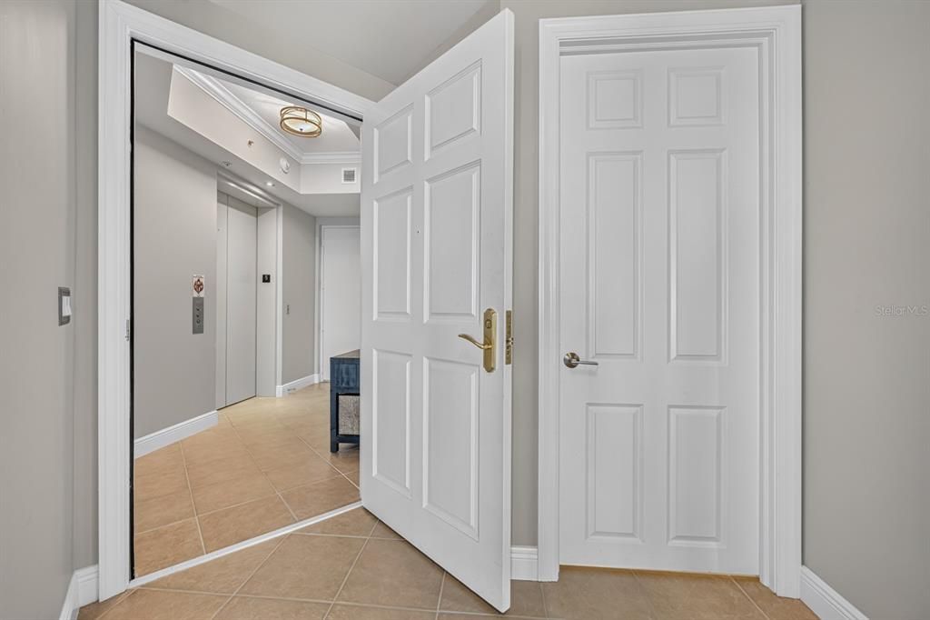 For Sale: $1,429,000 (3 beds, 2 baths, 2110 Square Feet)
